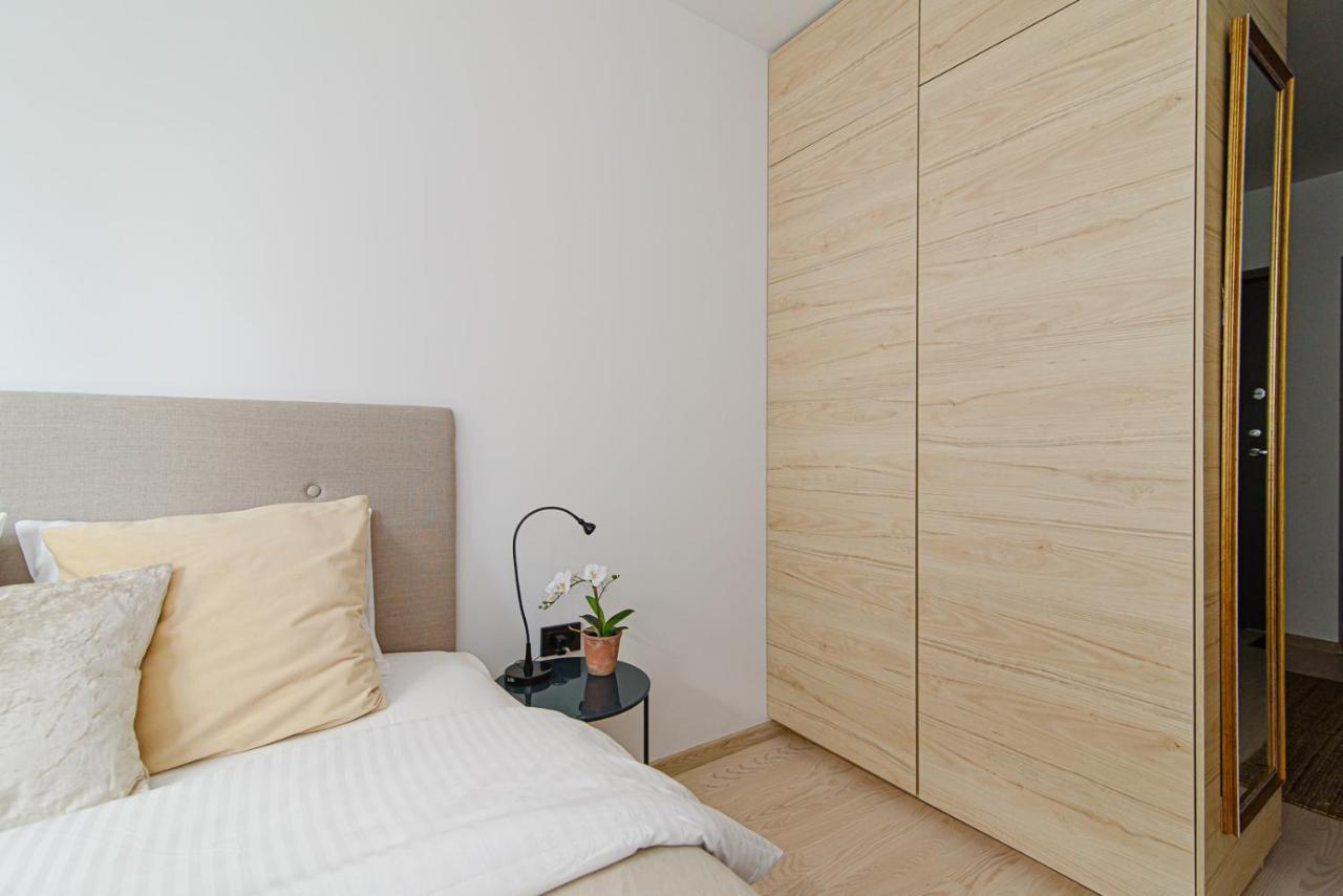 Modern Apartment Next To Ozas Park By Urban Rent VNO Eksteriør billede